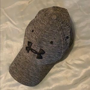 Under Armor flex fit LG/XL